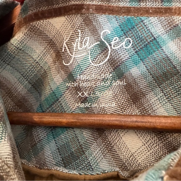 Kyla Seo Plaid Velvet Embroidered Back Button Up Tunic Top Boho Size XXL - Picture 7 of 14